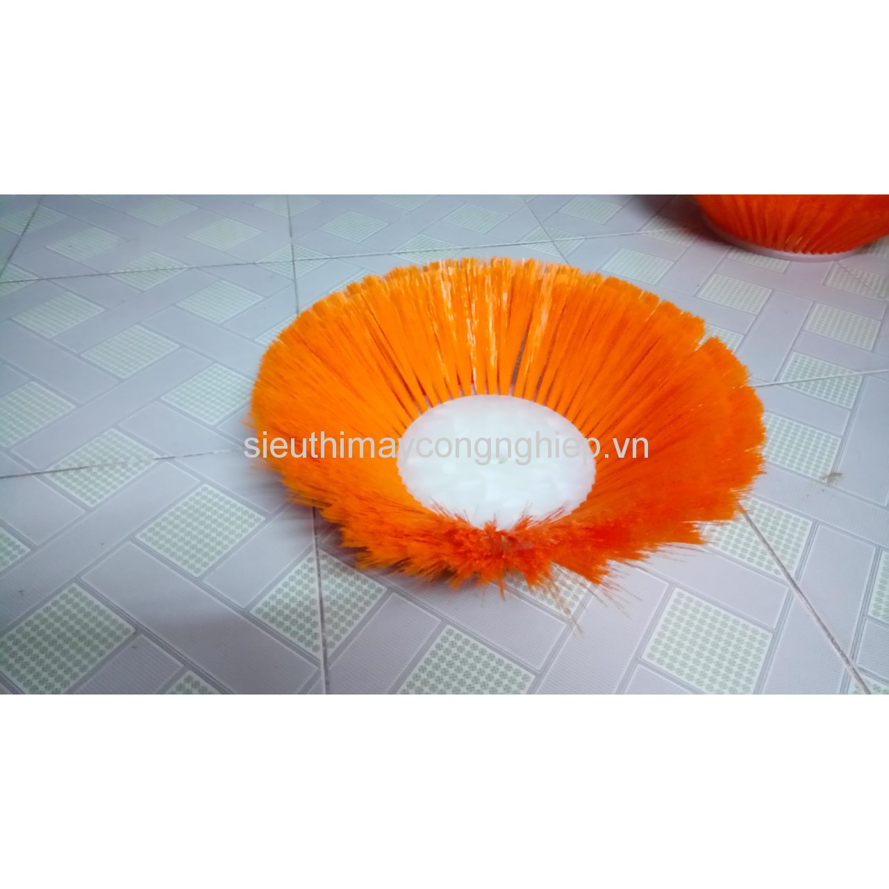 Bàn chải xe quét rác