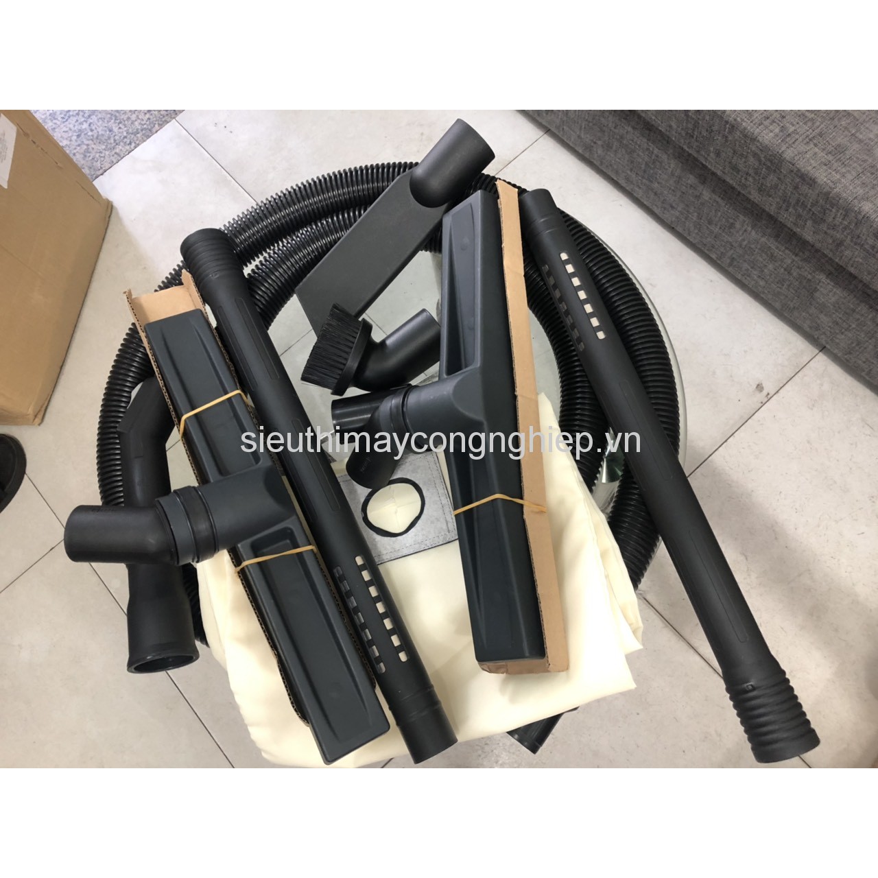 Máy hút bụi, hút nước Typhoon 335 (KS-M335)