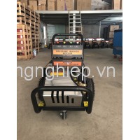 Máy phun áp lực cao UV-3200