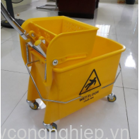 Xô nhựa đẩy tay, ép nước lau sàn, 24L, model: ANKO-069