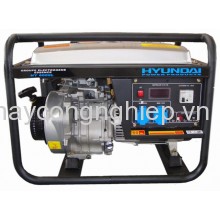 Máy phát điện xăng Hyundai HY6000L (giật nổ)